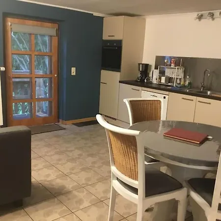 Les 7 Frenes Apartment