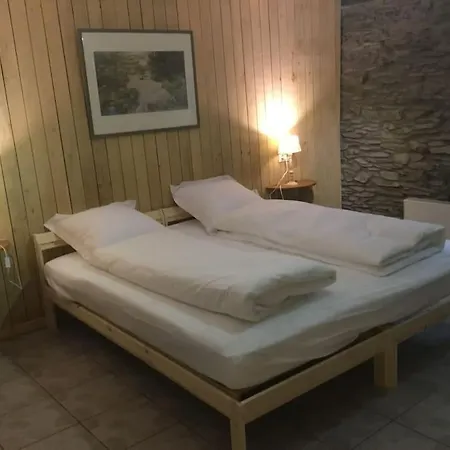 Les 7 Frenes Apartment *